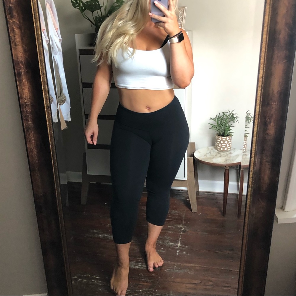 ✨Lululemon Leggings 4✨ - Picture 2 of 10